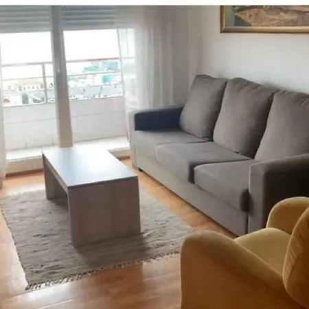 Piso Macias Picavea Lägenhet